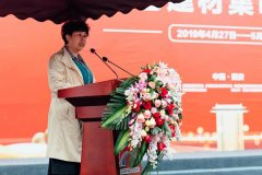 但愿他们以更好的产物和办事、以更新的做大做